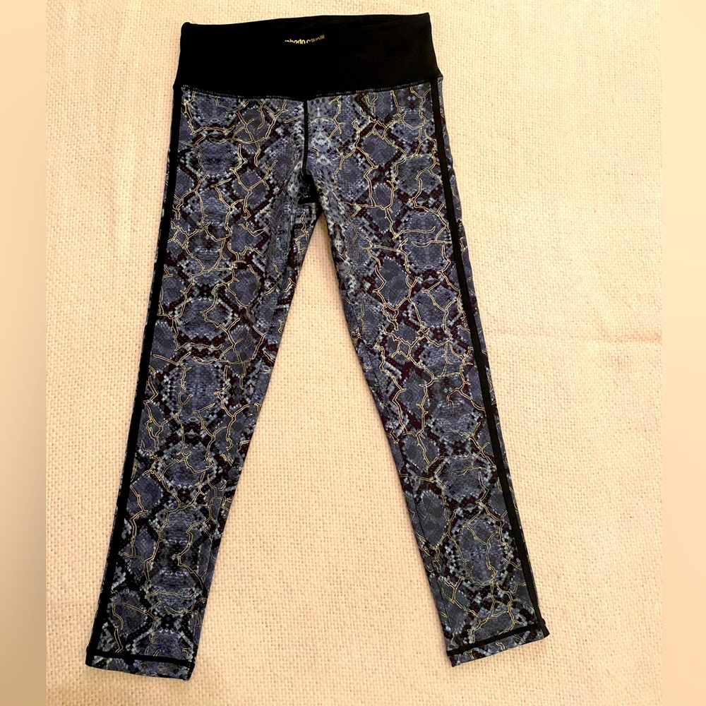 Roberto Cavalli Blue/Gray snake print leggings with gold accent SIZE SMALL